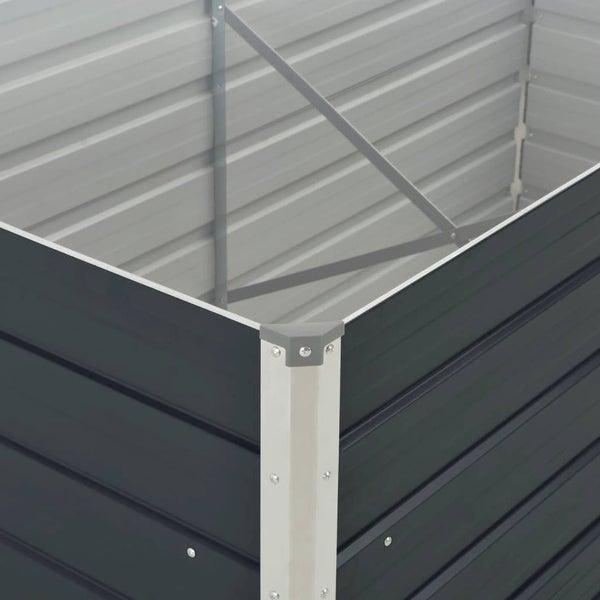 Hochbeet aus Metall, Detailansicht der Eckverbindung mit innerer Querstrebe zur Stabilisierung.