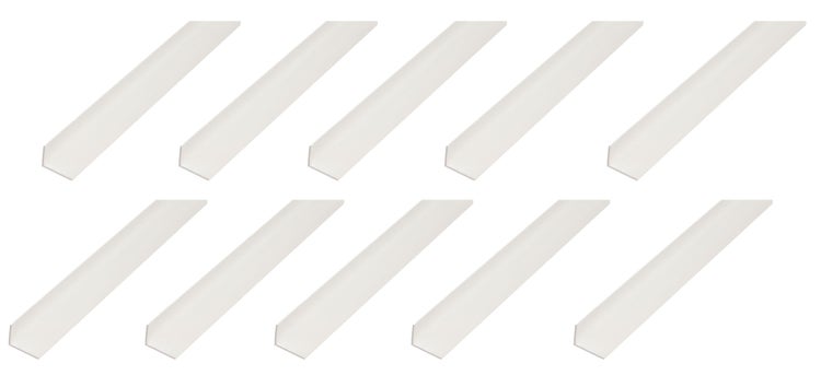 Set von zehn Kunststoff Eckleisten für den Kanten- und Eckschutz.