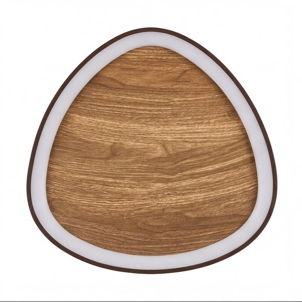 Moderne Deckenleuchte in abgerundeter Dreiecksform mit Holzoptik und weißem Diffusor.