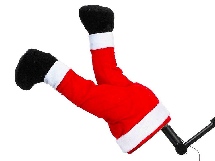 Weihnachtsmannbeine als Dekoration für den Weihnachtsbaum