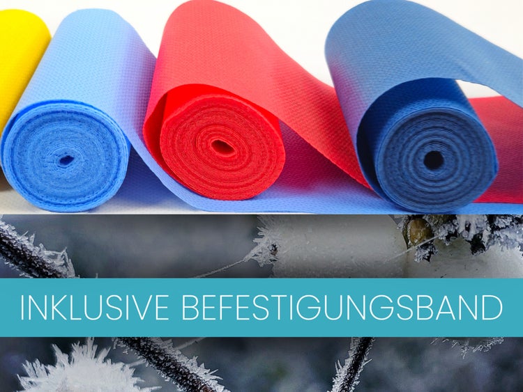 Wintervlies für Pflanzen inklusive Befestigungsband für den Winterschutz im Garten vor einem frostigen Hintergrund.