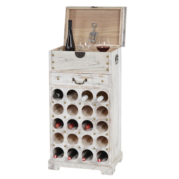 Weinregal aus Holz mit Flaschen, Gläsern und Korkenzieher