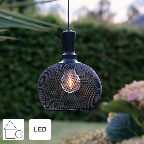 Dekorativer Schneemann aus Holz mit Beleuchtung für die Winterzeit