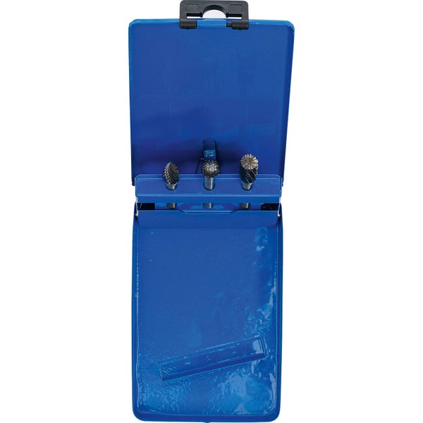 Fräser-Satz in einer geöffneten Metallbox