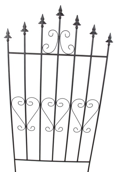 Dekorative Rankhilfe aus Metall mit Herz- und Speerspitzenmuster