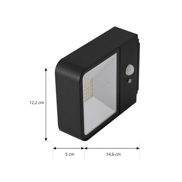 Schwarze LED-Außenwandleuchte mit Bewegungsmelder, Maße: Breite 14,6 Zentimeter, Höhe 12,2 Zentimeter, Tiefe 5 Zentimeter.
