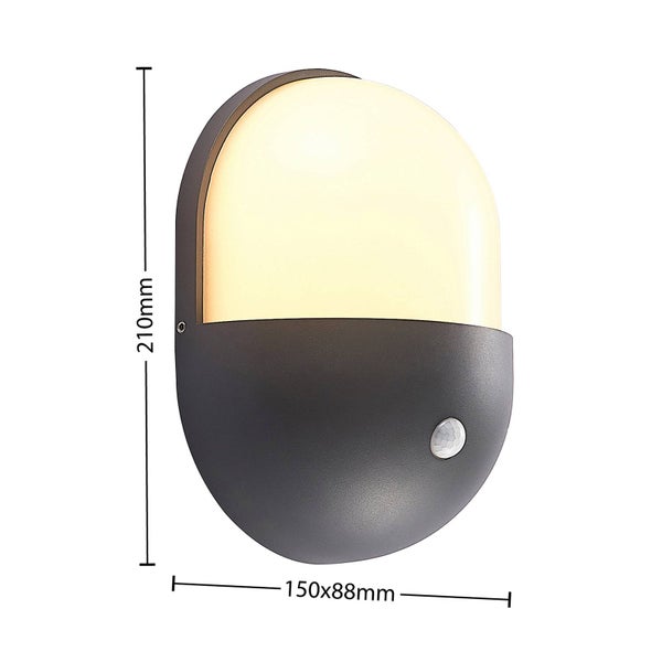 Lindby LED Wandleuchte außen Dianko mit Bewegungsmelder (spritzwassergeschützt (Modern) in Schwarz aus Aluminium (1 flammig, ) - Wandlampe für Außenwand/Hauswand Haus Terrasse und Balkon