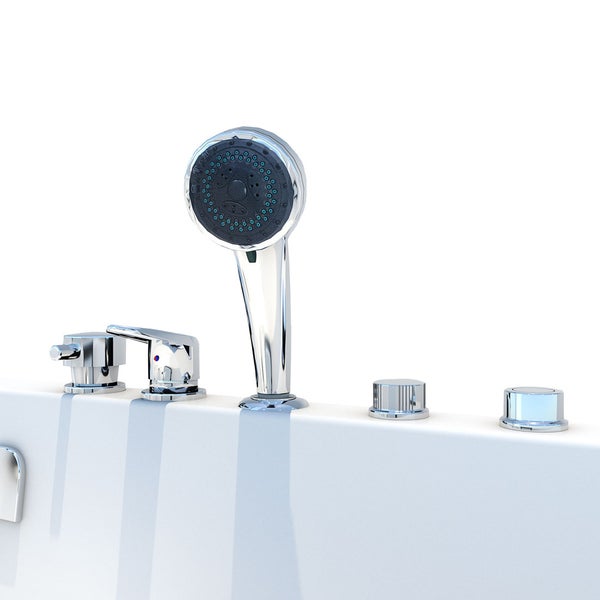 Badewannenarmatur mit Handbrause und Bedienelementen