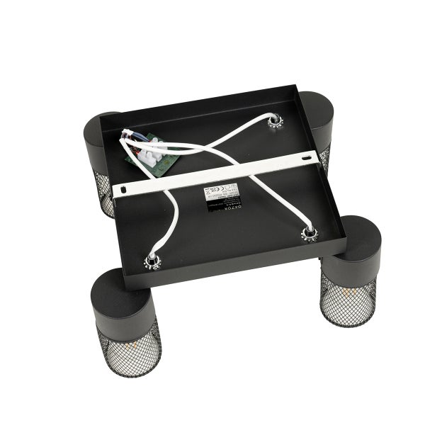 Schwarze Deckenleuchte mit vier Leuchten