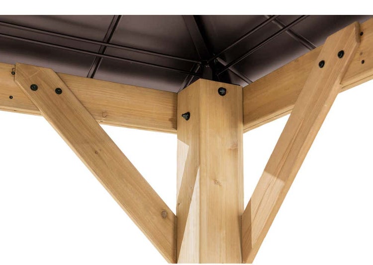 Detailansicht der Eckverbindung eines Holzpavillons mit stabilen Holzbalken, Streben und Metalldachkonstruktion.