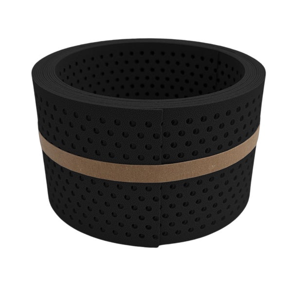 Schwarzes Lochband auf einer Rolle