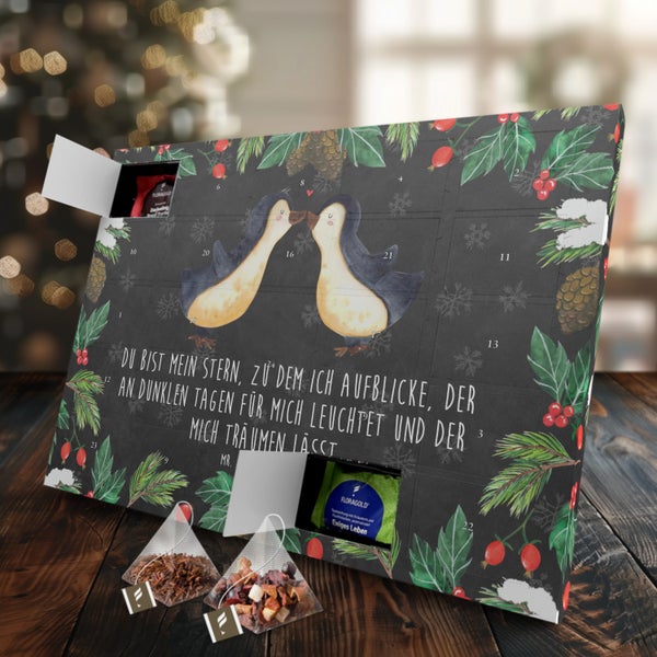 Mr. & Mrs. Panda Tee Adventskalender Pinguin Liebe - Schwarz