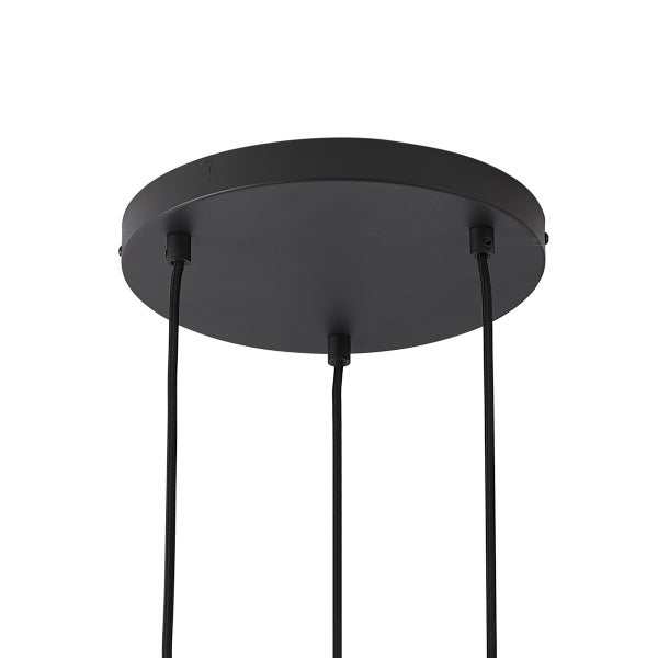 Deckenbefestigung einer Pendelleuchte mit drei Kabeln