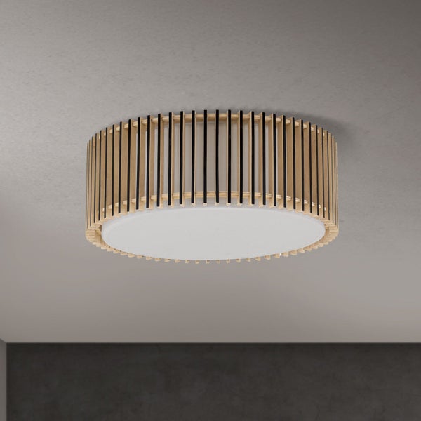 Deckenleuchte mit Holzstäben