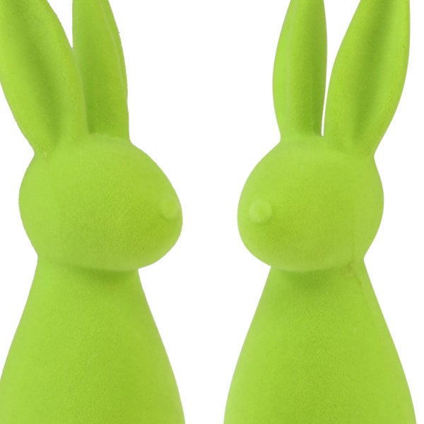 Zwei grüne Osterhasen als Dekoration