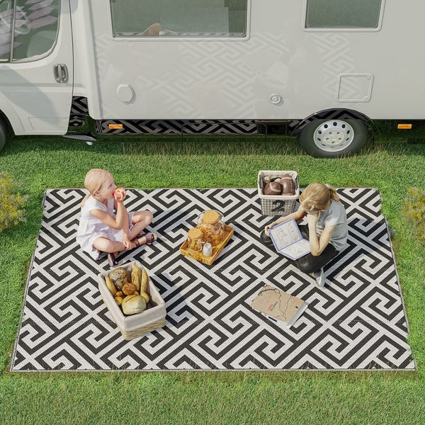 Outsunny Outdoor-Teppich, Kunststoffteppich mit Doppelseitigem Design, Wasserabweisender Balkonteppich, für Terrasse, Camping, Schwarz+Weiß, 152 x 243 cm