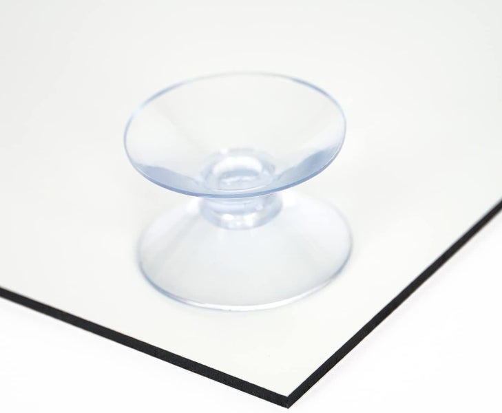 Spiegel mit Saugnapf zur Befestigung