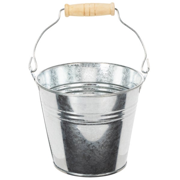Verzinkter Metalleimer mit Holzgriff und Metallbügel.