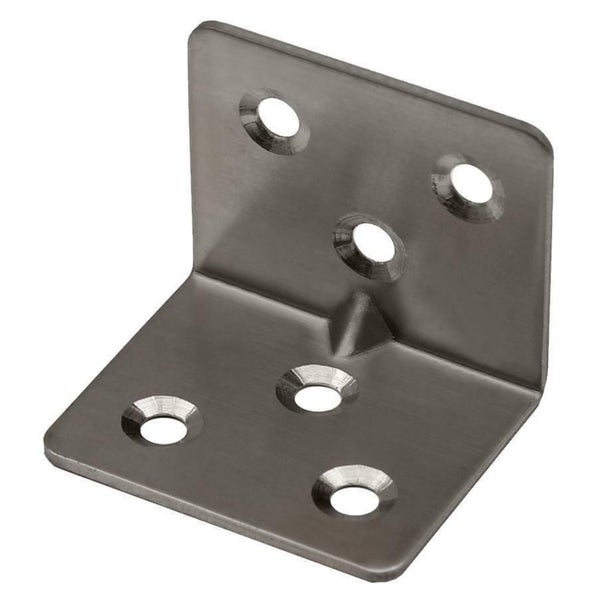 Winkelverbinder aus Metall mit Verstärkung und gesenkten Schraublöchern zur stabilen Befestigung von Bauteilen.