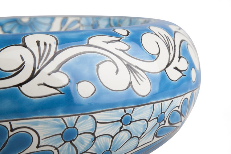 Aufsatzwaschbecken aus Keramik mit floralem Muster