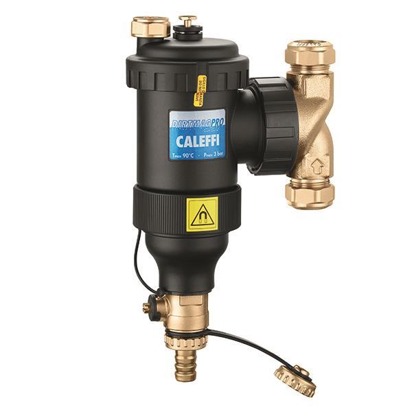 Magnet-Schlammabscheider DirtmagPro aus Verbundstoff mit Messinganschlüssen, Warnung vor Magnetfeld, Caleffi Logo.