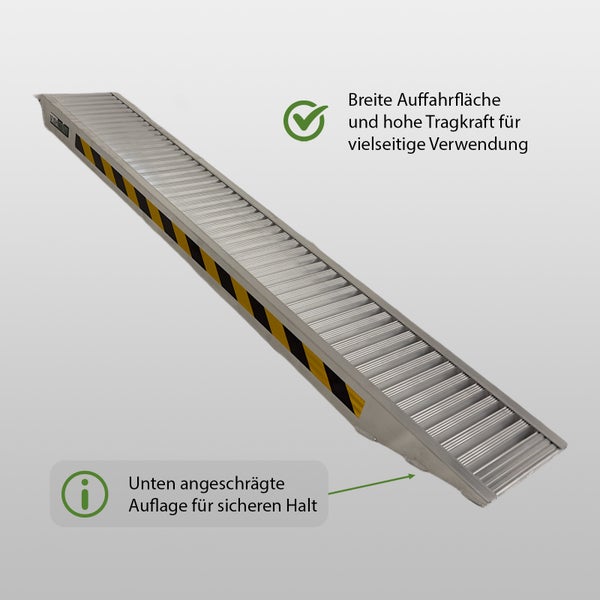 Auffahrschiene aus Aluminium mit breiter, geriffelter Fläche, hoher Tragkraft und unten angeschrägter Auflage. ALUHEBEFIX Logo.