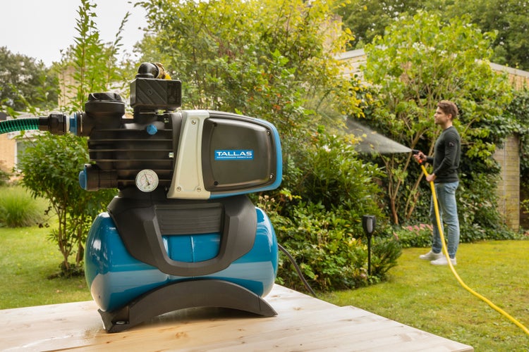 Hauswasserwerk Tallas im Einsatz zur Gartenbewässerung