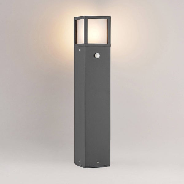 Lucande Außenleuchte Dewari mit Bewegungsmelder (spritzwassergeschützt (Modern) in Alu aus Aluminium (1 flammig, E27) - Wegeleuchte Pollerleuchte Wegelampe Sockelleuchte
