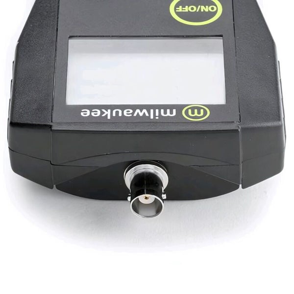Milwaukee EC Meter MW302 – Kompakt, Tragbar & Automatisch Kalibriert für Aquarium, Pool & Pflanzenzucht
