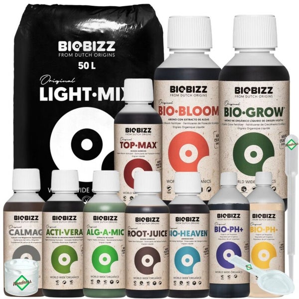 Biobizz Pflanzendünger-Set mit 50 Liter Light-Mix Erde, verschiedenen Flüssigdüngern und Dosierzubehör.