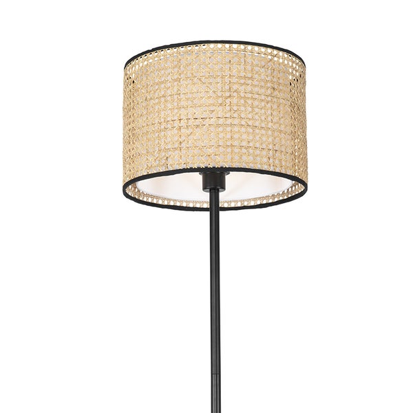 Stehlampe mit Lampenschirm aus Rattan