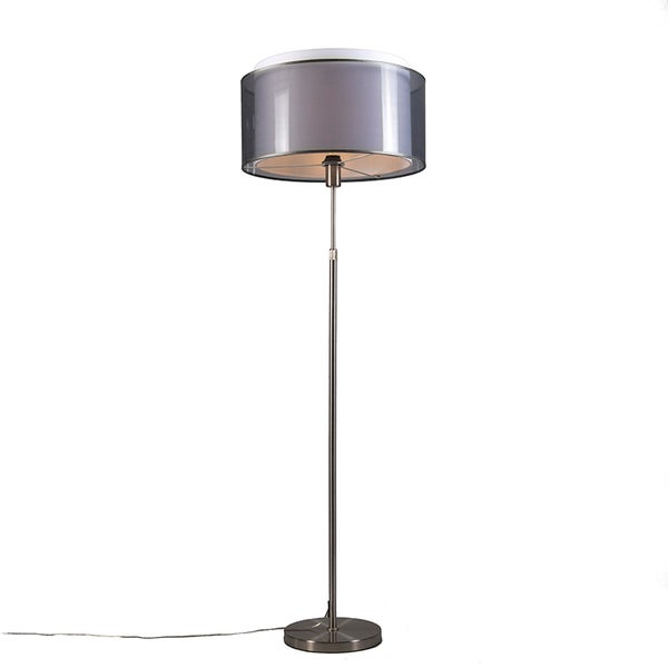 Stehlampe mit grauem Lampenschirm und Metallfuß