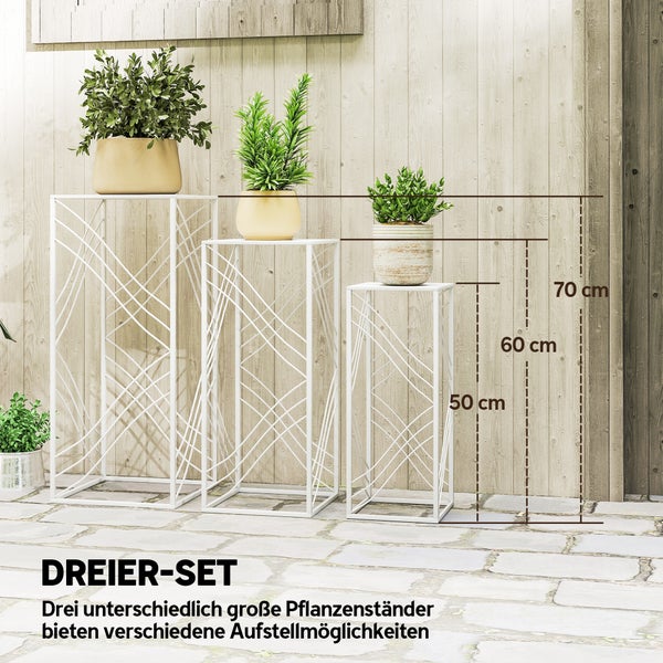 Dreiteiliges Set weißer Pflanzenständer aus Metall mit geometrischem Design in den Höhen 50 Zentimeter, 60 Zentimeter und 70 Zentimeter.