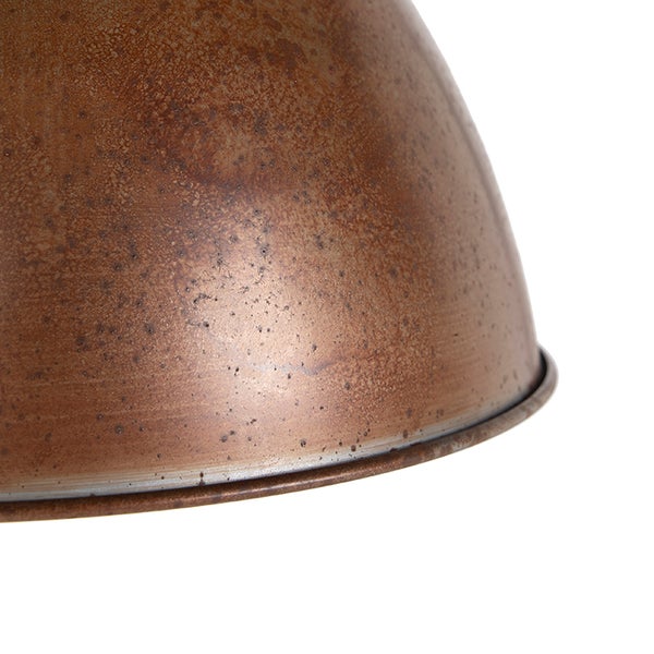 Nahaufnahme einer Metall-Hängelampe