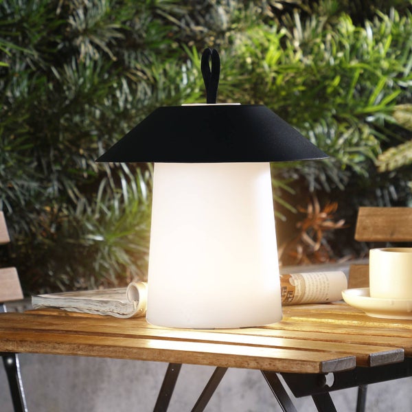 Lindby LED Akkutischlampe, dimmbare Akku Tischlampe kabellos mit Touchdimmer aufladbare tragbare Tischleuchte Outdoor Garten IP44