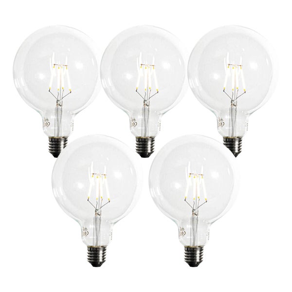 Fünfer-Set LED-Filament-Leuchtmittel in Globeform aus klarem Glas mit E27-Fassung.
