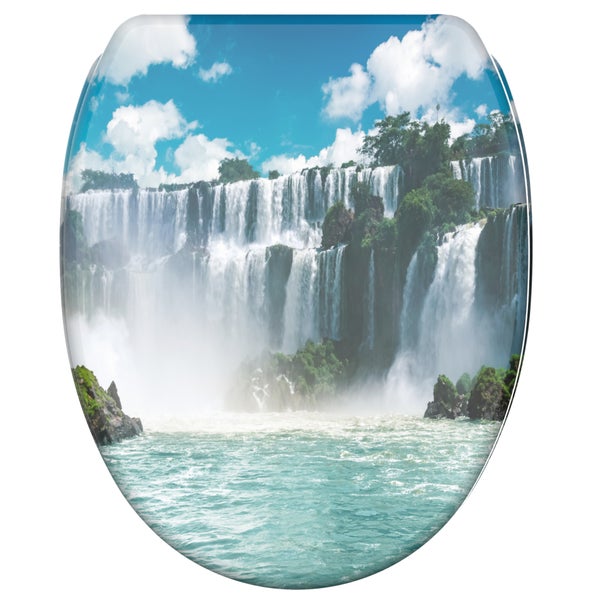 Toilettensitz mit Motivdruck eines großen Wasserfalls unter blauem Himmel mit weißen Wolken.