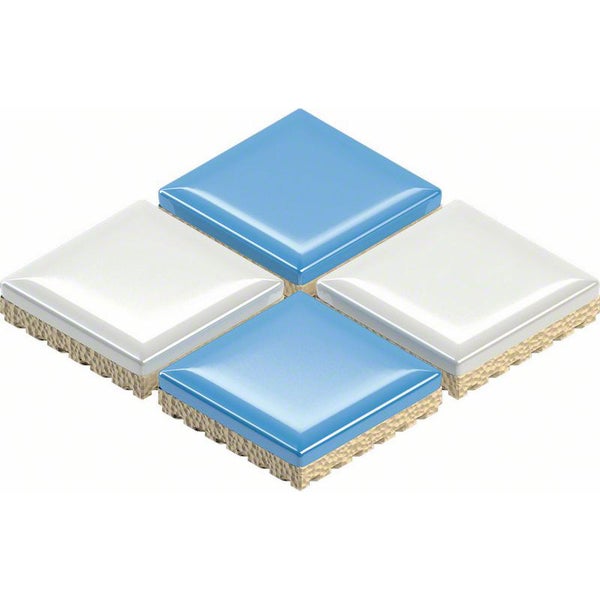 Quadratische Mosaikfliesen in Blau und Weiß