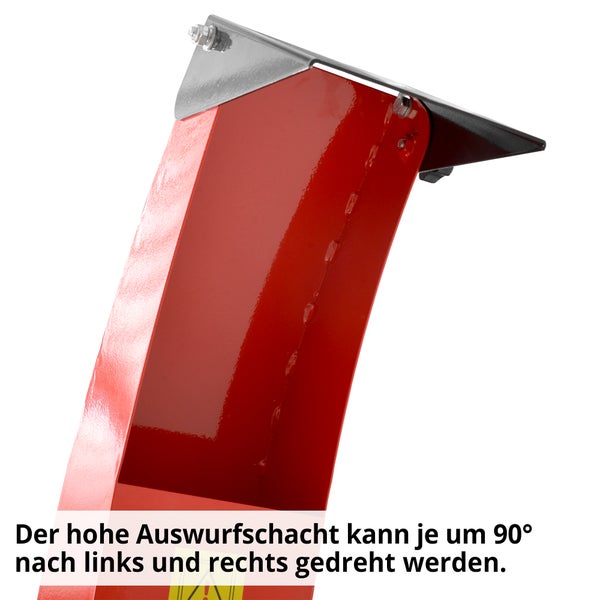 Detailansicht des Auswurfschachts einer Schneefräse