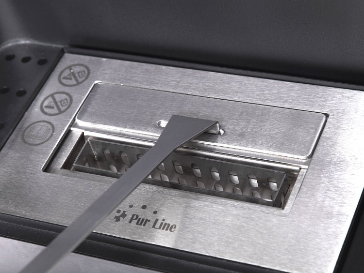 Ethanolkamin Brennkammer mit Schieber und Bedienungsanleitungssymbolen