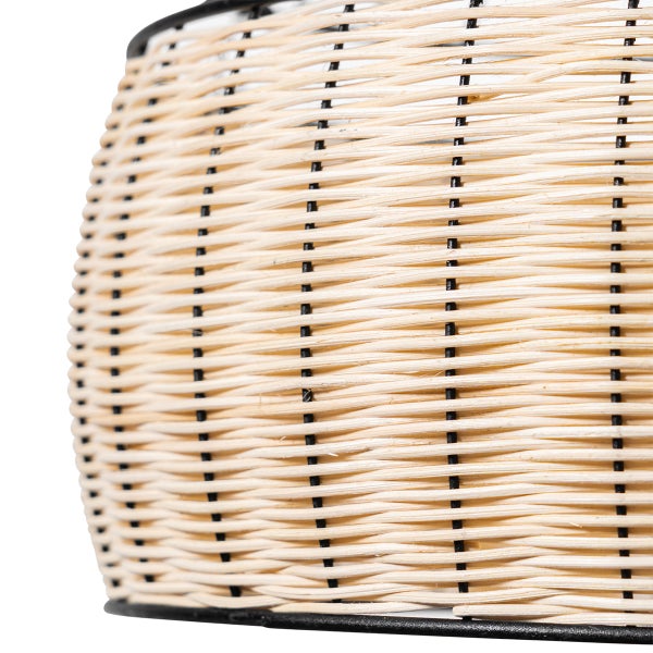 Detailansicht einer geflochtenen Lampe