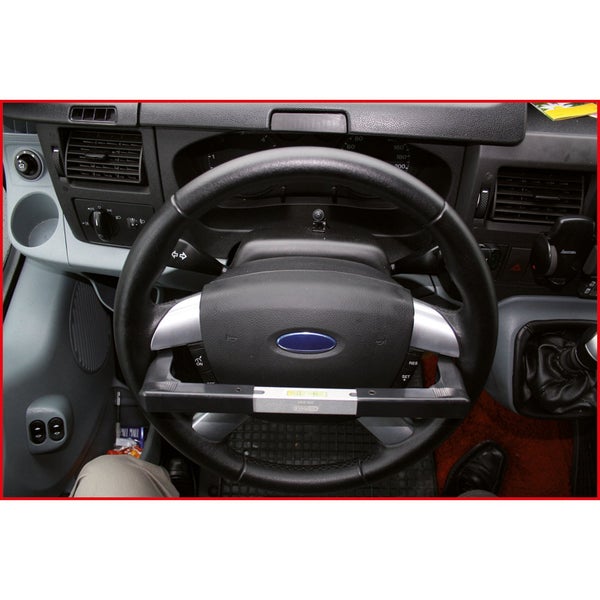 Werkzeugkoffer mit Monster Logo