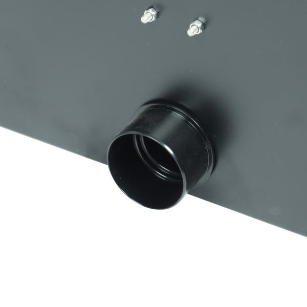 Nahaufnahme eines schwarzen Absaugstutzens an einem grauen Maschinengehäuse mit zwei Befestigungsschrauben.