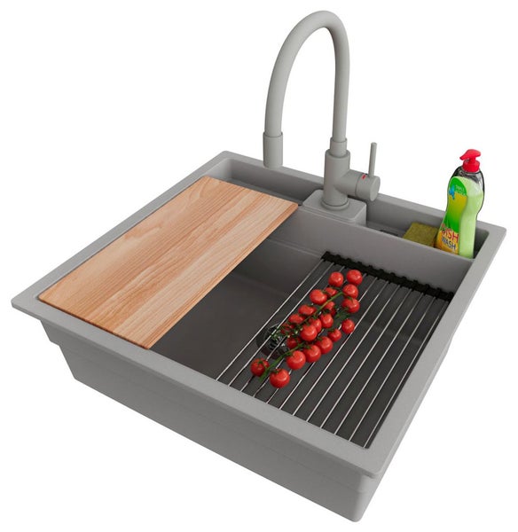 Spüle mit Schneidebrett, Abtropfgitter, Armatur und Spülmittel