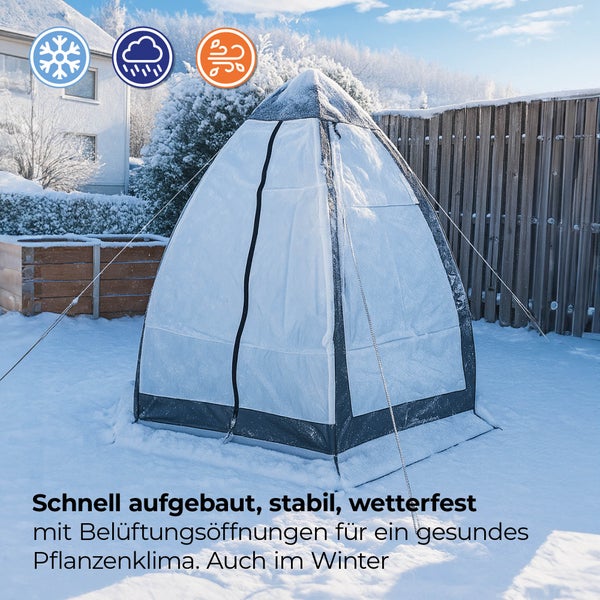 Transparente Bodenschutzmatte unter einem Bürostuhl auf einem Holzboden