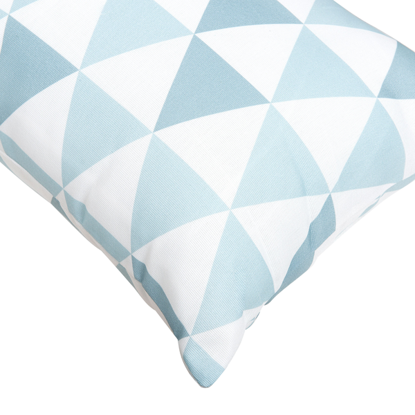 Zierkissen mit geometrischem Dreiecksmuster aus Textil