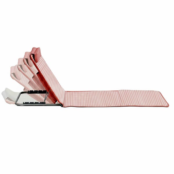 Rot-weiß gestreifte Strandmatte mit mehrstufig verstellbarer Rückenlehne und integriertem Kopfpolster.