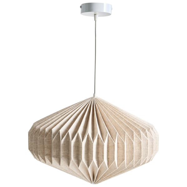 Pendelleuchte mit plissiertem Stoffschirm in geometrischer Diamantform und weißer Deckenhalterung.