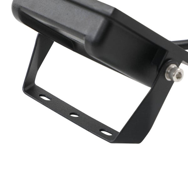 Detailansicht des verstellbaren Montagebügels eines LED-Fluters für die Außenbeleuchtung.