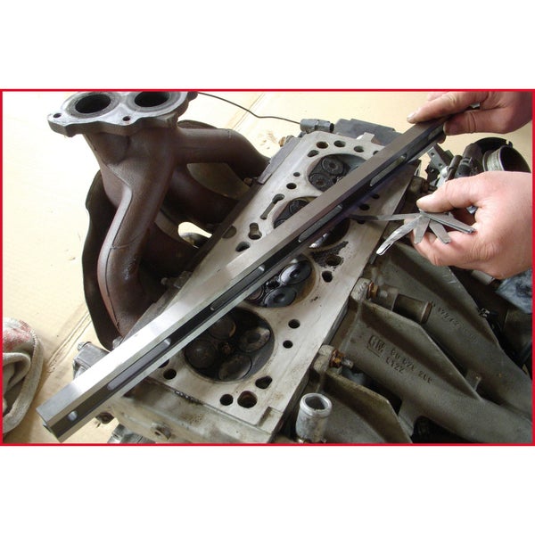 Fühlerlehre zur Spaltmessung